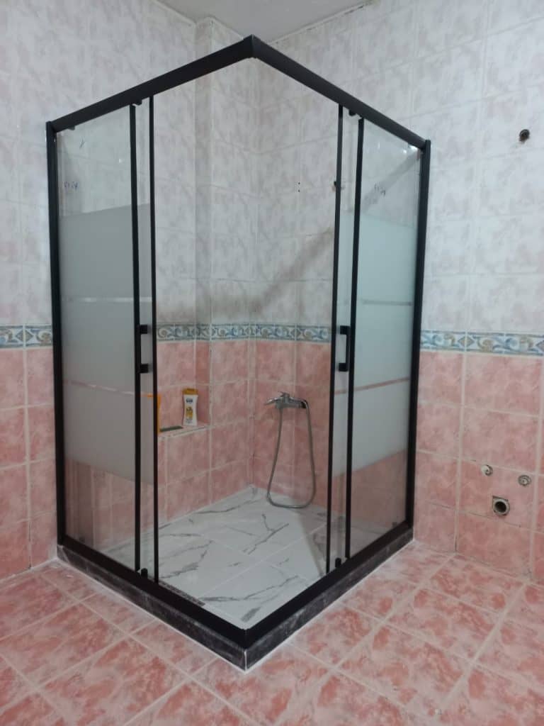 Siyah Duşakabin Fiyatları